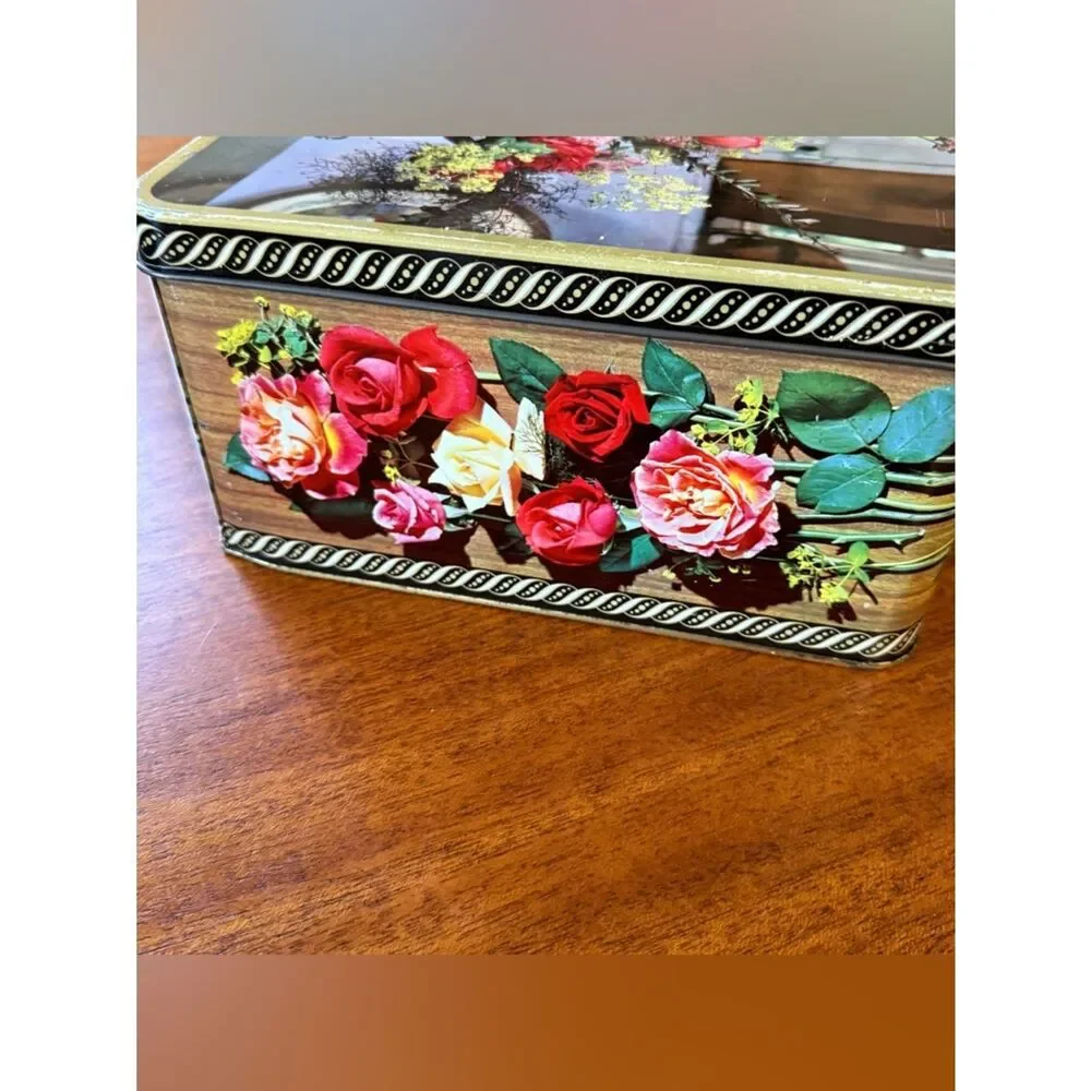 Vintage Peek Frean & Co London England Collectible Biscuit Tin Floral Red Gold
